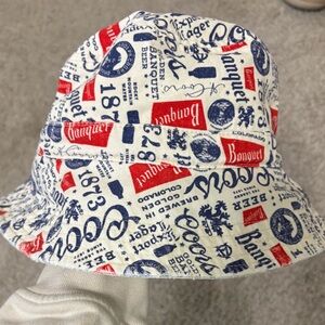 American Eagle Outfitters Cream Coors Light Bucket Hat One Size